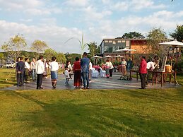 Naga Tara Resort
