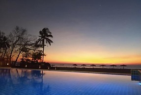 Ngapali Win Hotel