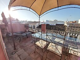 Del Parque Flats Central