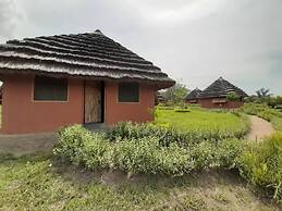 Tangi Safaris Lodge