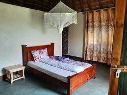 Tangi Safaris Lodge