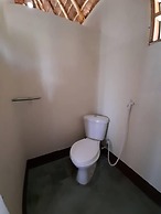 Tangi Safaris Lodge