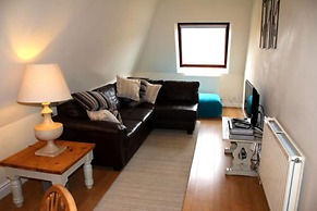 Cotswolds Valleys Accommodation - Exclusive use character one bedroom 