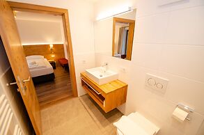 Finest Villa Zell am See