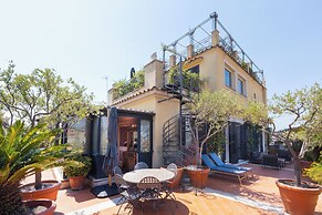Rental in Rome Trevi Luxury Penthouse