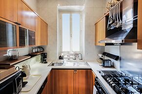 Rental in Rome Trevi Luxury Penthouse