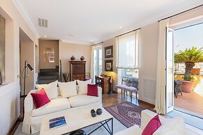 Rental in Rome Trevi Luxury Penthouse