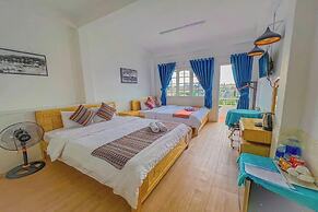 Chau Giang Hotel