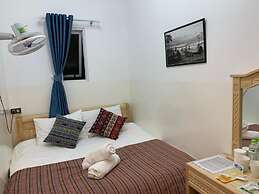 Chau Giang Hotel