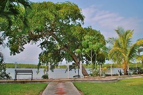 Hotel Lagoon