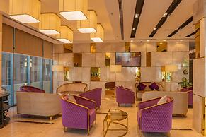 Royal Crown Hotel