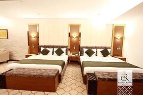 Royal Crown Hotel
