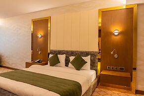 Royal Crown Hotel
