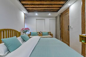 Easy Inn