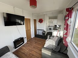 Captivating 2-bed Chalet