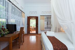 Ani's Villas