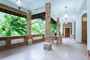 Ani's Villas