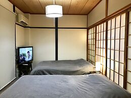 Tengachaya House