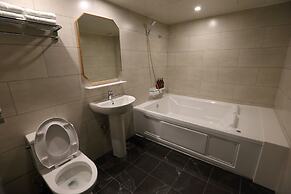 Forest 701 Hotel