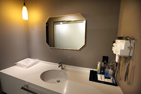 Forest 701 Hotel
