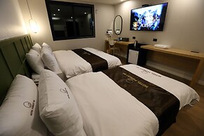Forest 701 Hotel