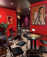 Marmont Hotel