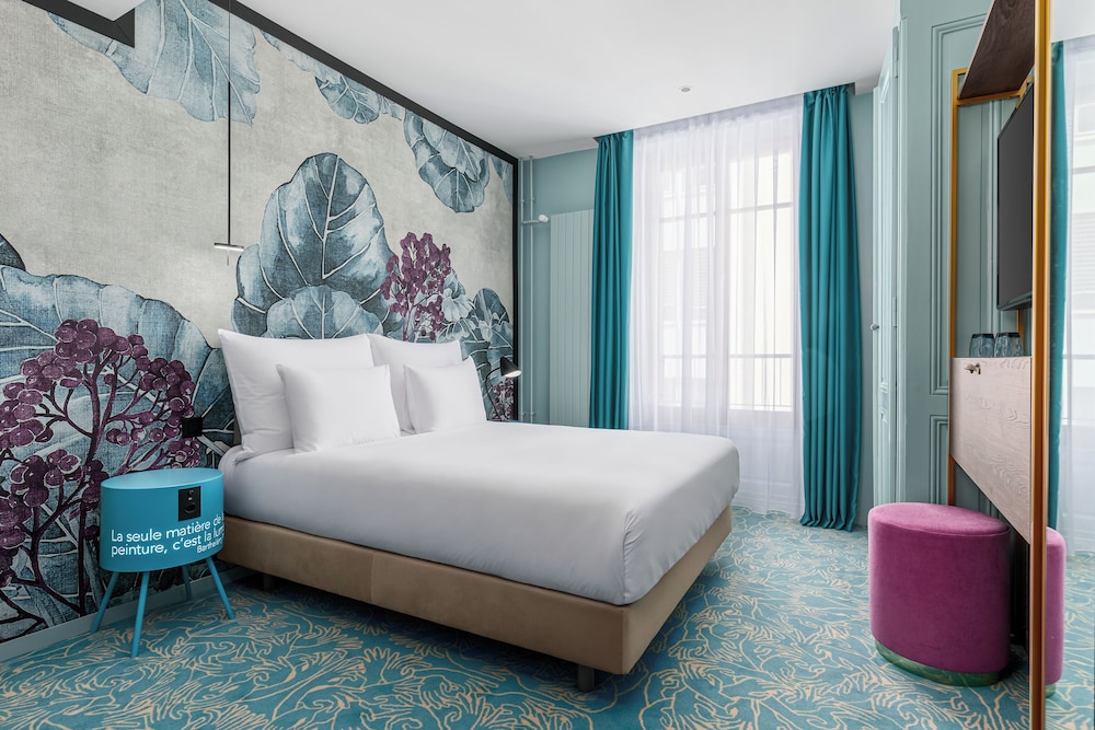 Marmont Hotel