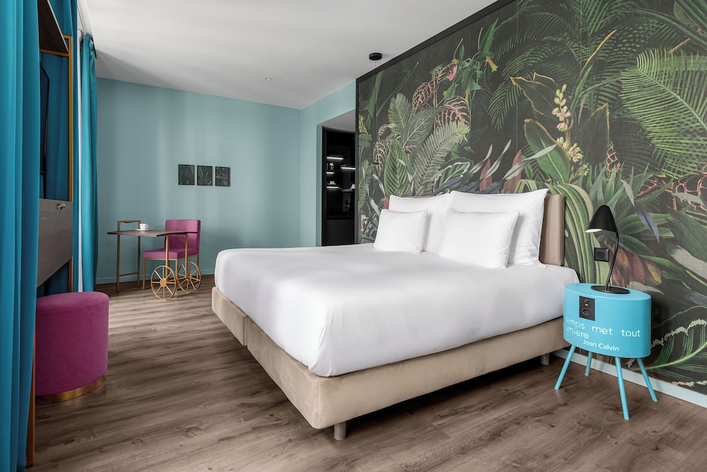 Marmont Hotel