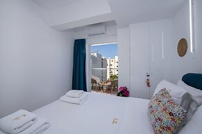 Lucky Suites