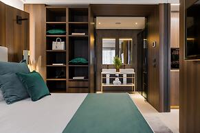 We Me Suite Hotel