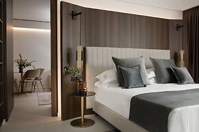We Me Suite Hotel