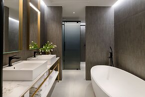 We Me Suite Hotel
