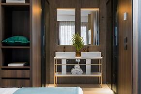 We Me Suite Hotel