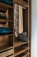 We Me Suite Hotel