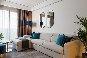 We Me Suite Hotel