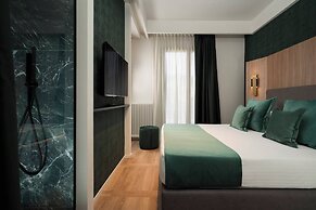 We Me Suite Hotel