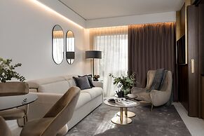 We Me Suite Hotel