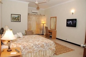 Savoy Inn