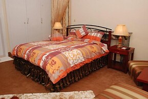 Savoy Inn