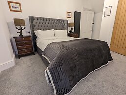 Cambeth Lodge Guesthouse