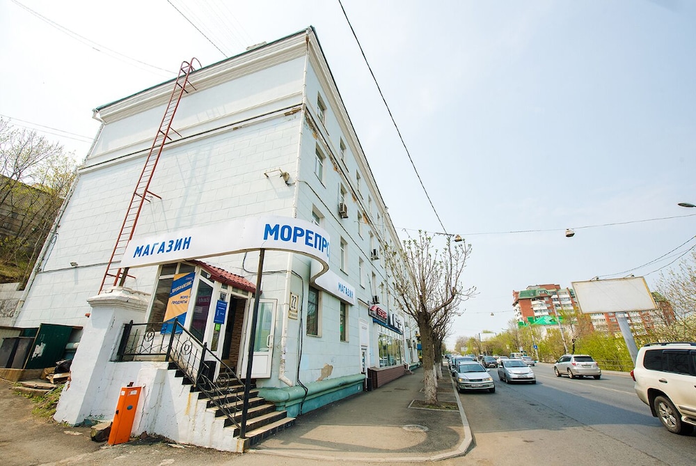 Apartment on Partizanskiy Pr. 22-16
