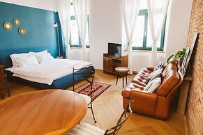 Camino Home2