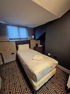 OYO Ivy Hotel