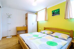 Apartments Green Paradise D&S