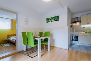 Apartments Green Paradise D&S