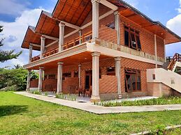 Juma Cottages