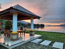 Juma Cottages