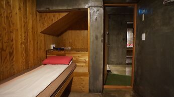 Guesthouse H