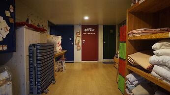 Guesthouse H