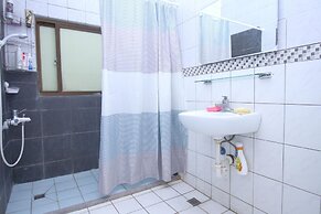 Good Man Hostel